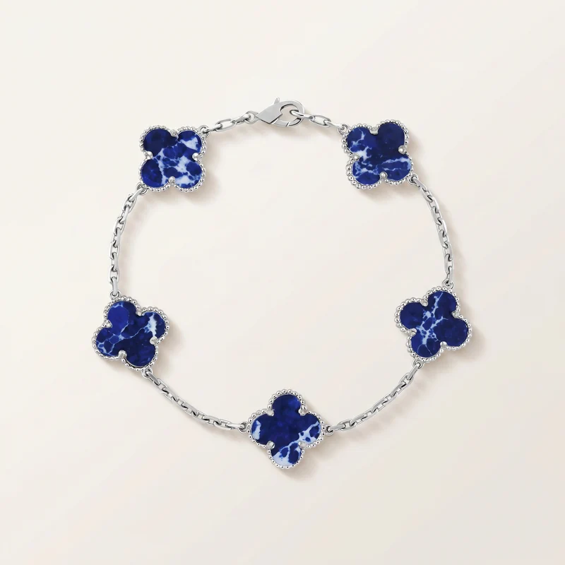 Vintage 5 Motifs Crystal Blue Clover Bracelet