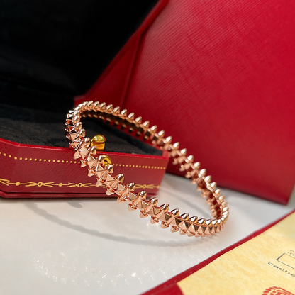 Clash De Bracelet