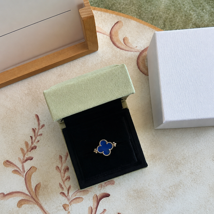 Vintage Clover Blue Agate Ring