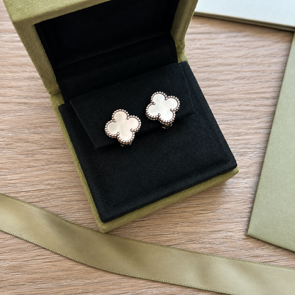 Vintage 1 Motif Mother of Pearl Earrings