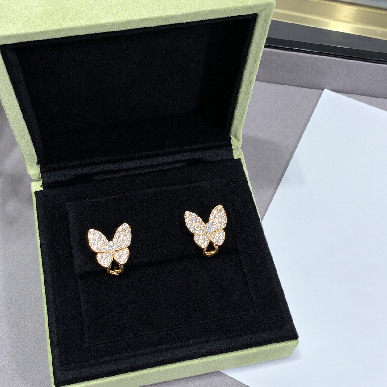 Two Butterfly Pavé Diamonds Earrings