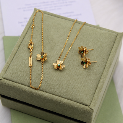 Frivole Mini Flower Earrings