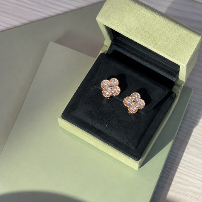 Vintage 1 Motif Pavé Earrings
