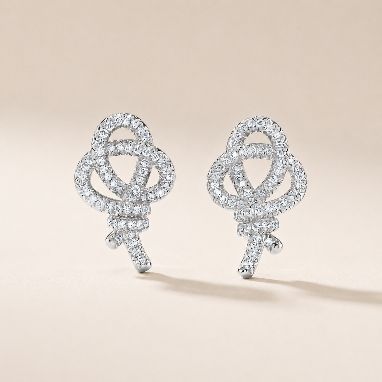 Keys Woven Pavé Diamonds Earrings