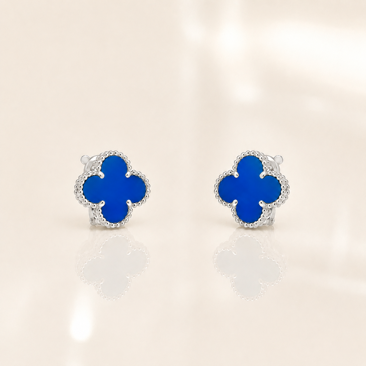 Vintage 1 Motif Blue Agate Earrings