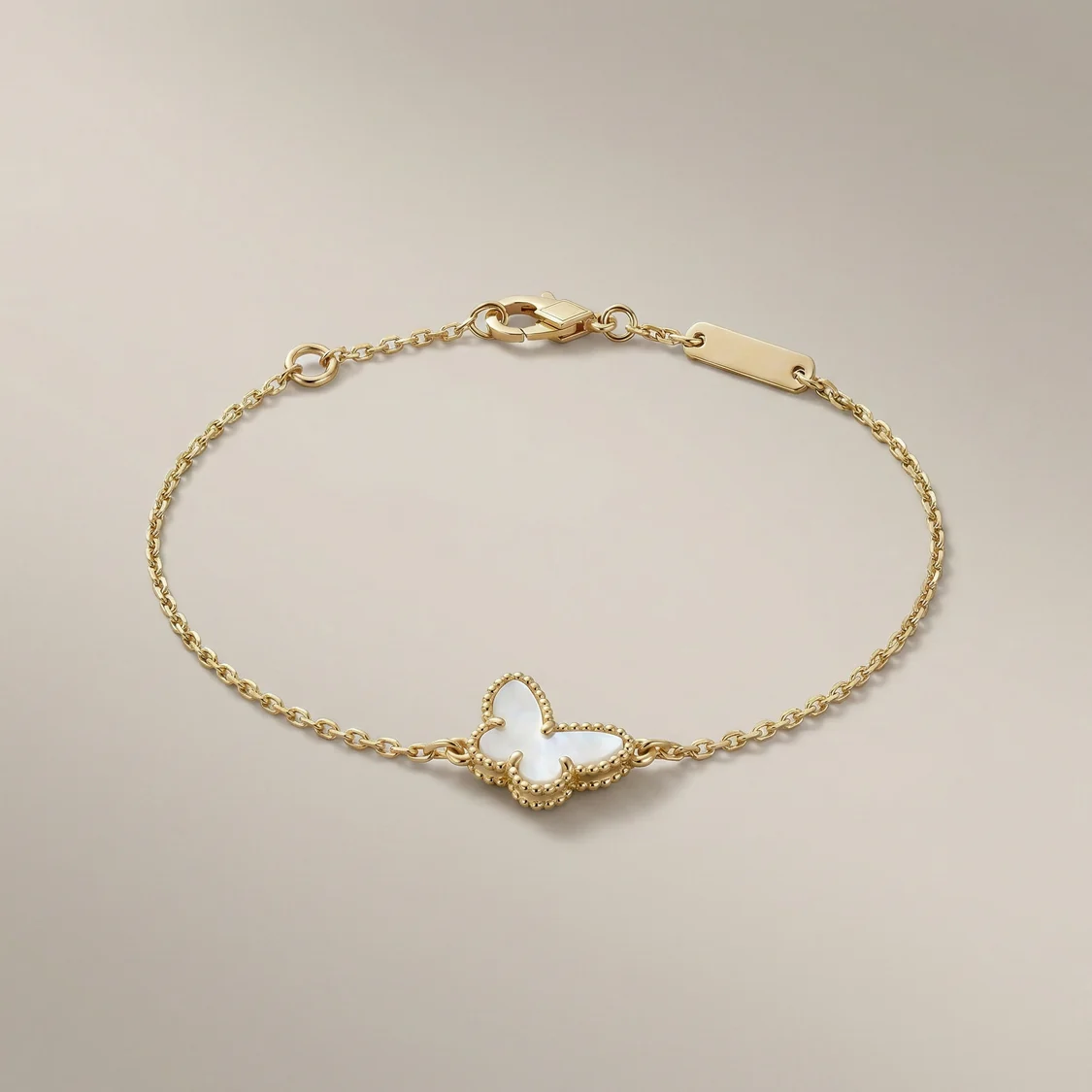 Lucky Alhambra Butterfly Pendant Bracelet