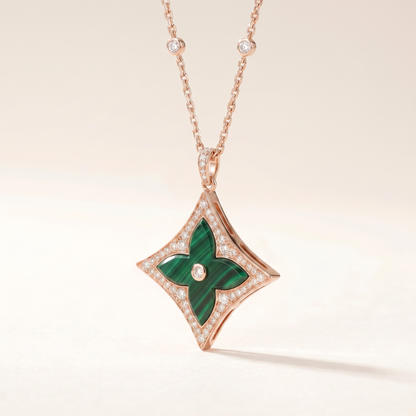 Color Blossom Green Inlay Star Necklace