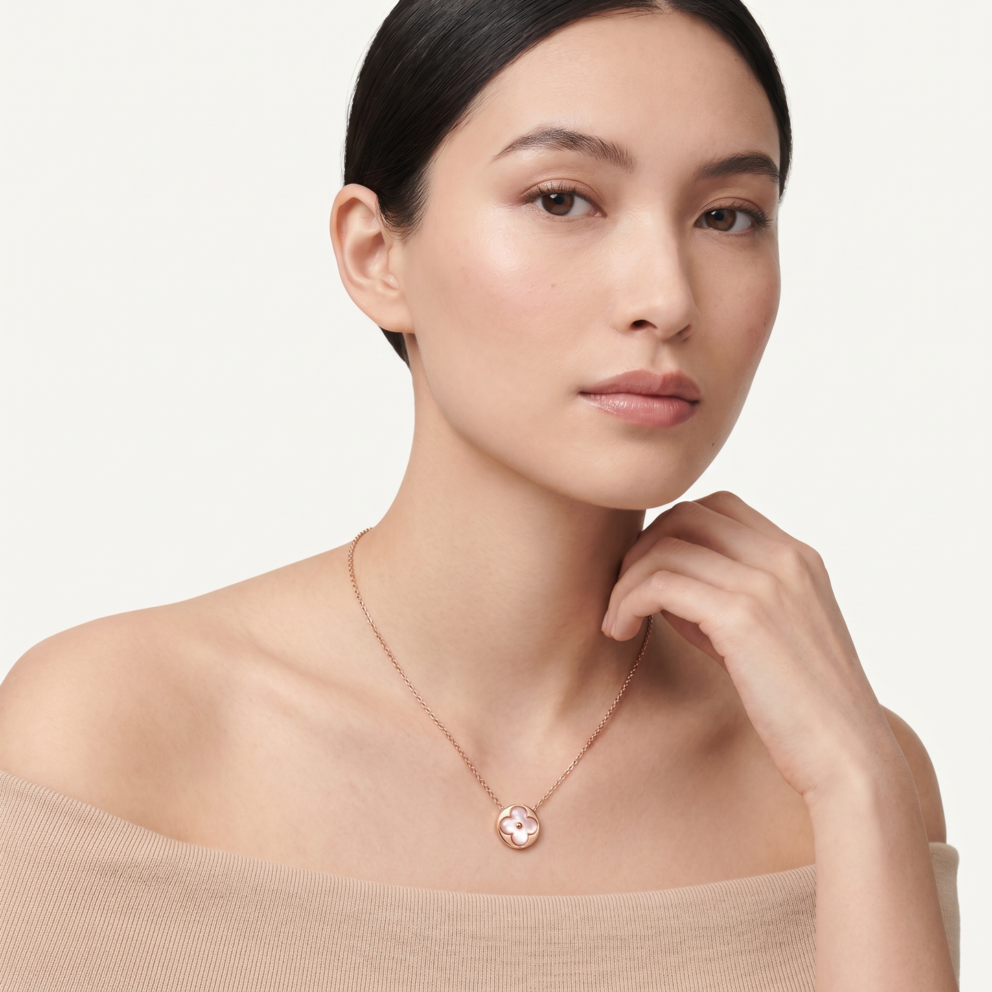 Color Blossom Rose Inlay Round Necklace