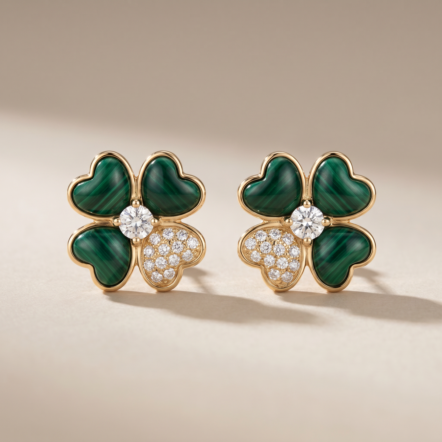 Cosmos Pavé Diamonds Medium Earrings
