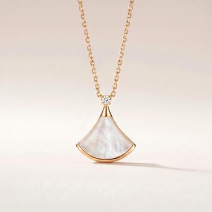 Divas' Dream White Arc 1 Diamond Pendant Necklace