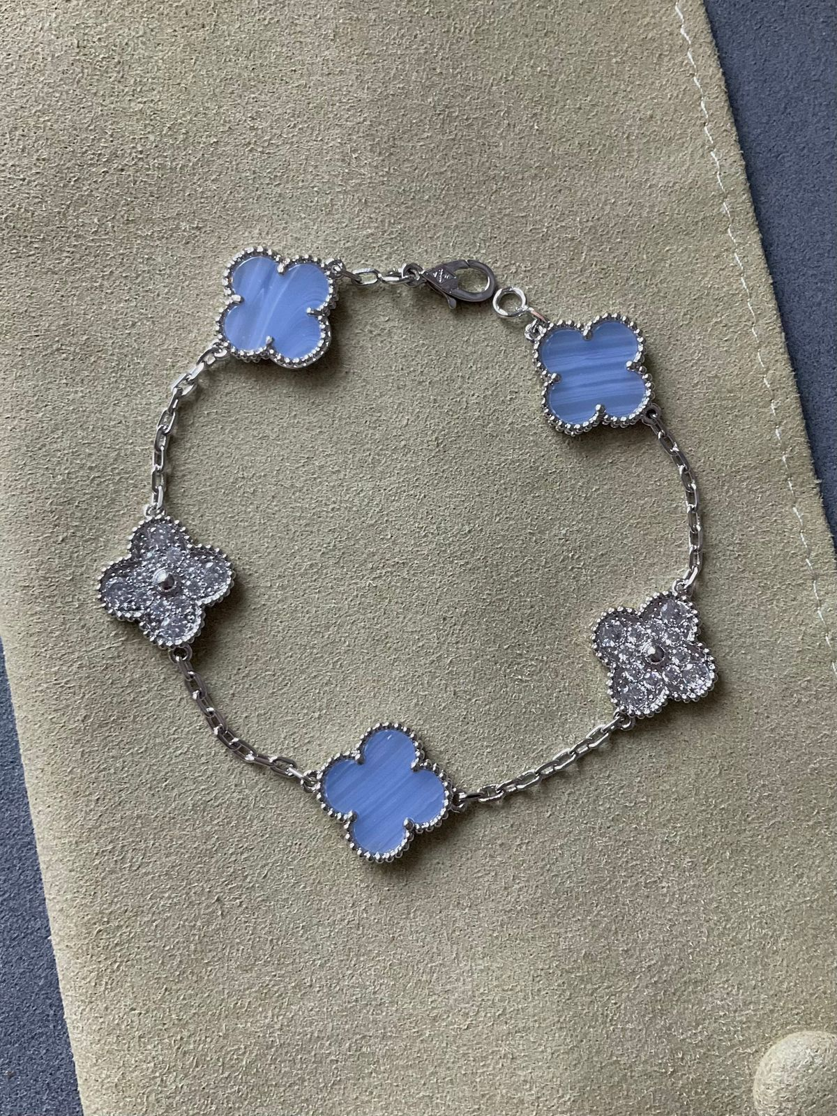 Vintage 5 Motifs Purple Pavé Diamonds Bracelet