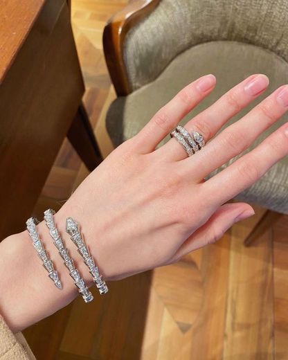 Serpenti Pavé Diamonds Double Wrap Bracelet
