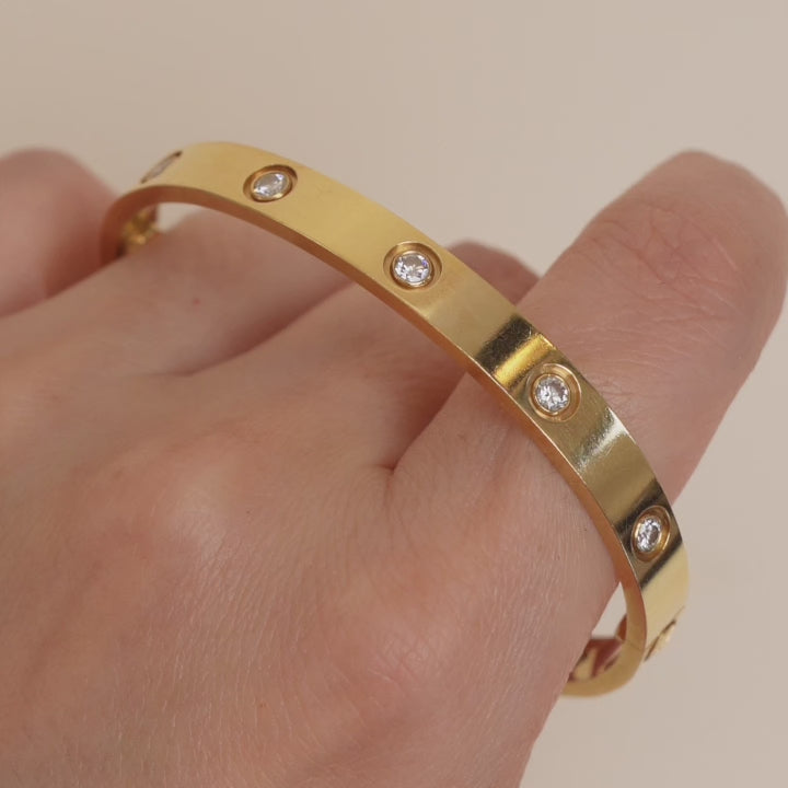 Radiant Love 10 Diamonds Bracelet