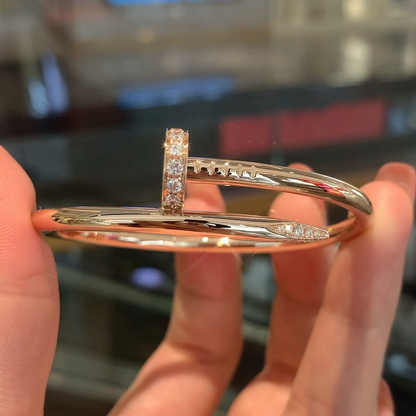 Juste Un Clou Diamonds Bracelet
