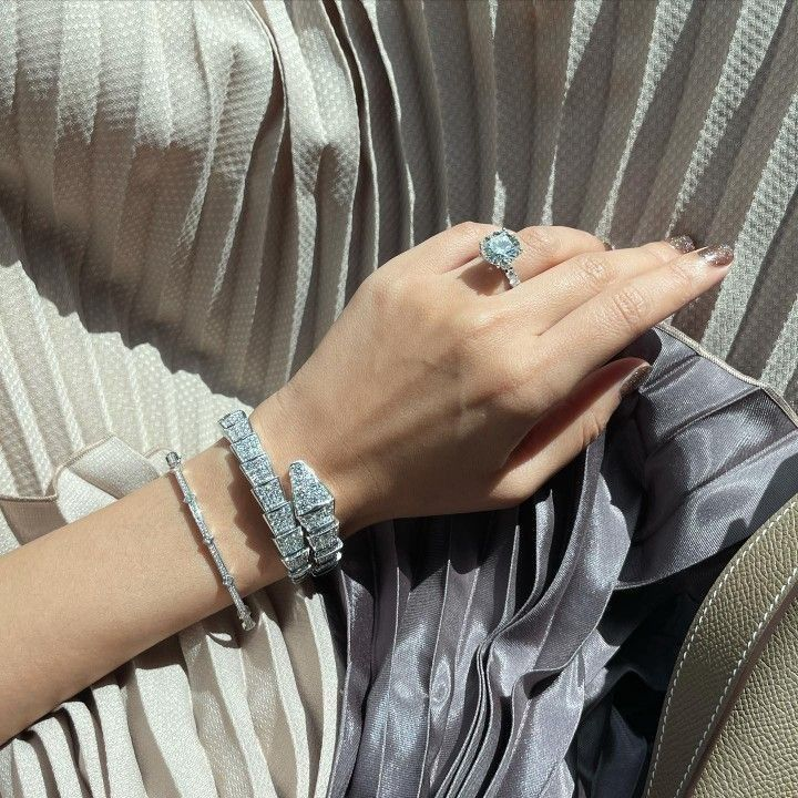 Serpenti White Pavé Diamonds Double Wrap Bracelet