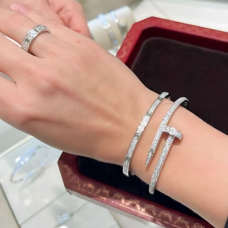 Juste Un Clou Pavé Diamonds Bangle Bracelet