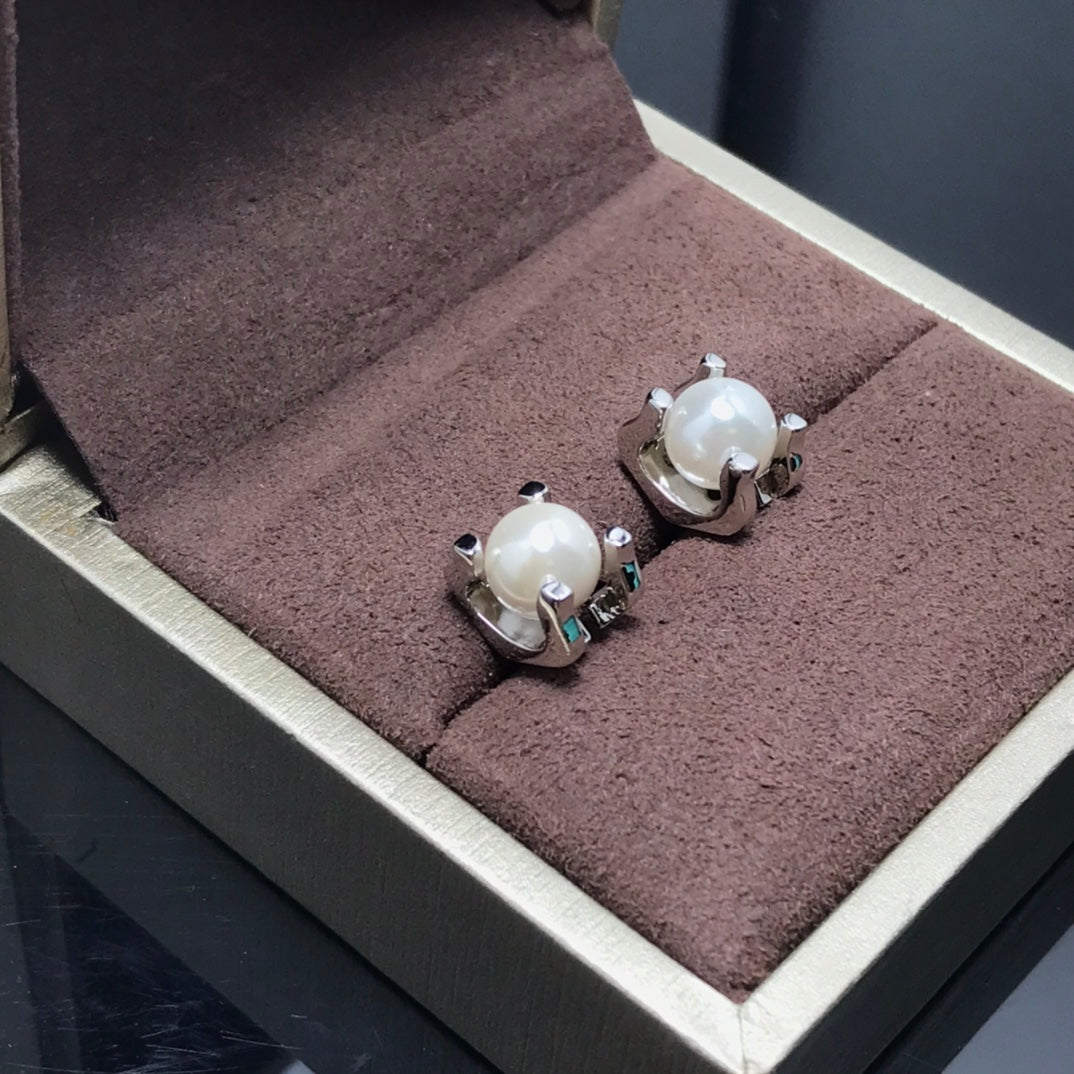 C Shaped Pearl Stud Earrings