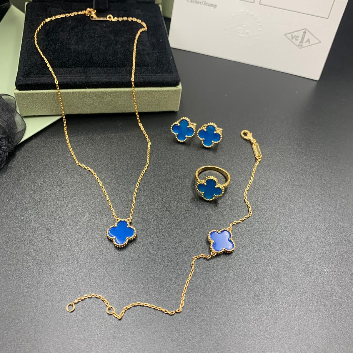 Vintage Blue Agate Pendant Necklace