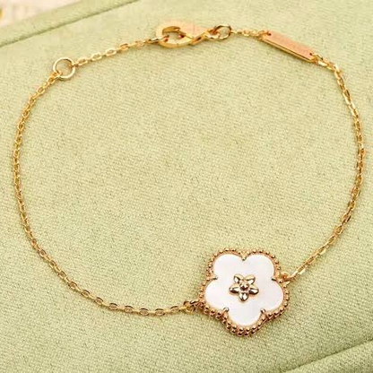 Spring Blossom Mother of Pearl Bracelet 1 Motif
