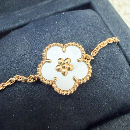 Spring Blossom Mother of Pearl Bracelet 1 Motif