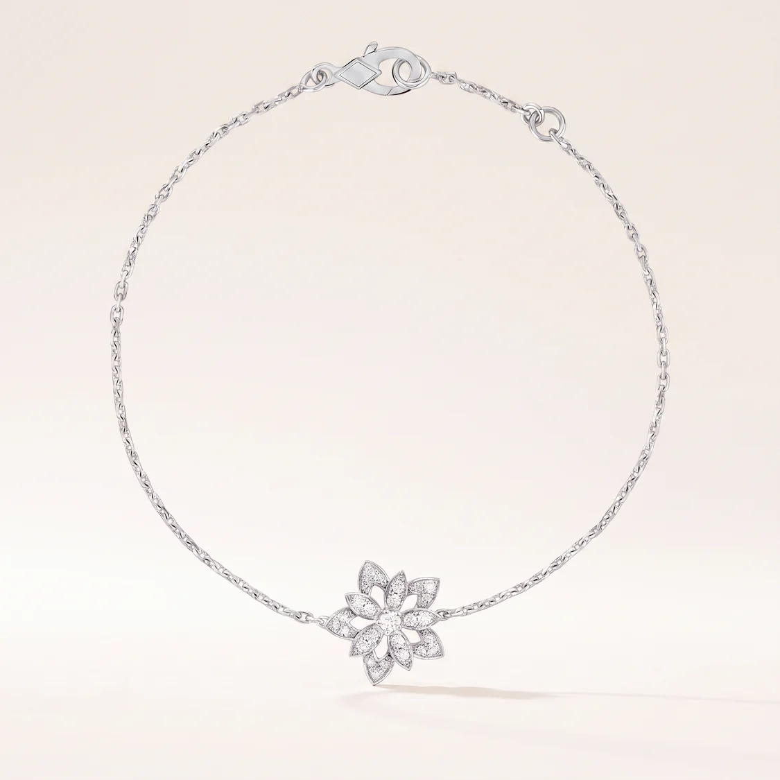 Lotus Pavé Diamonds Flower Bracelet