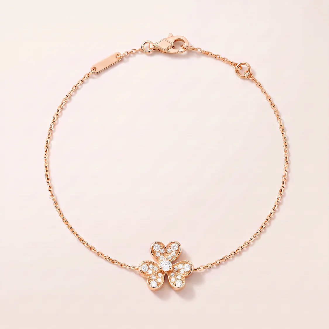 Frivole Pavé Diamonds Bracelet