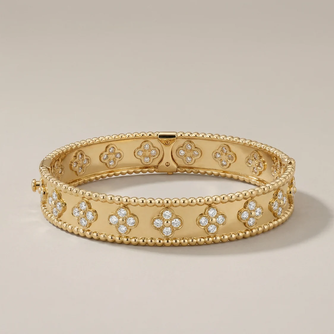 Perlée Clovers Small Pavé Bracelet