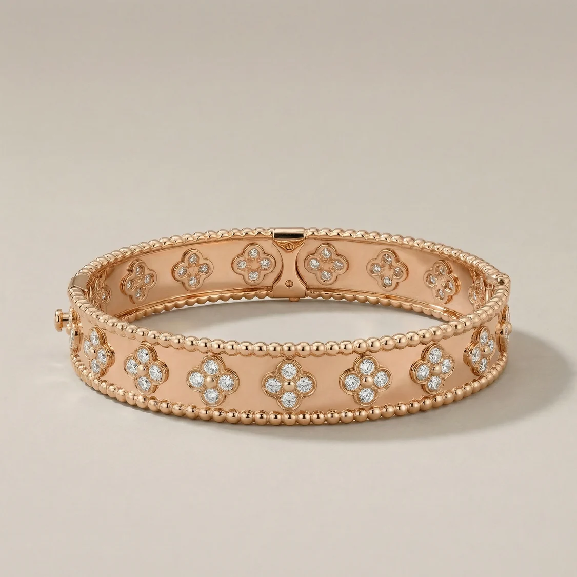 Perlée Clovers Small Pavé Bracelet