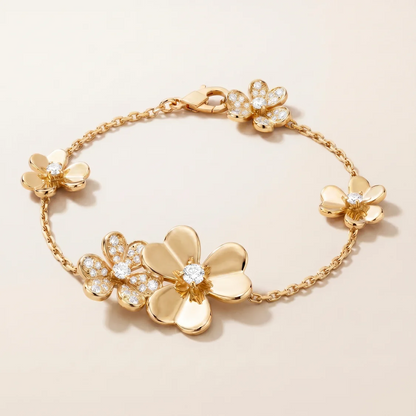 Elegant Frivole 5 Flowers Pavé Bracelet