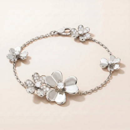 Elegant Frivole 5 Flowers Pavé Bracelet