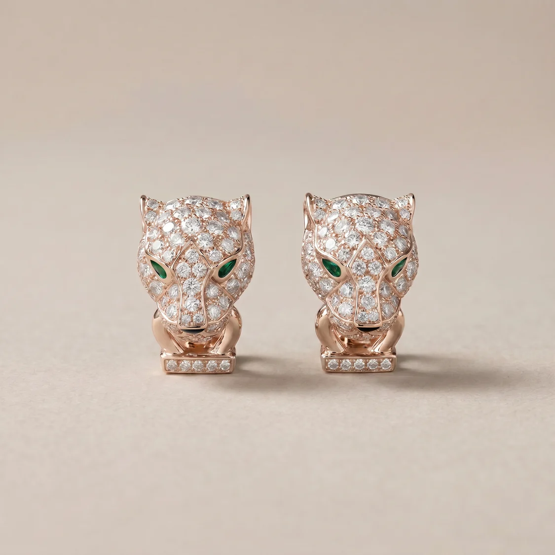 Panthère De Stud Pavé Diamonds Earrings