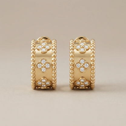 Perlée Clovers Diamonds Hoop Earrings