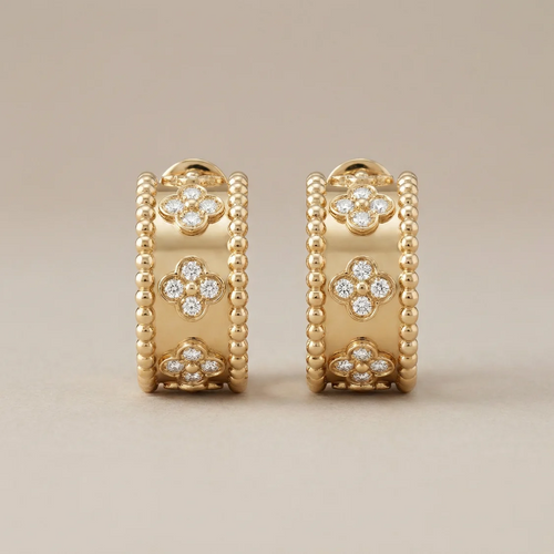 Perlée Clovers Diamonds Hoop Earrings