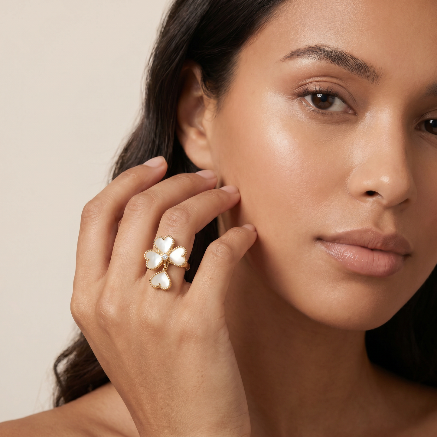Clover Petal Mother Of Pearl Ring