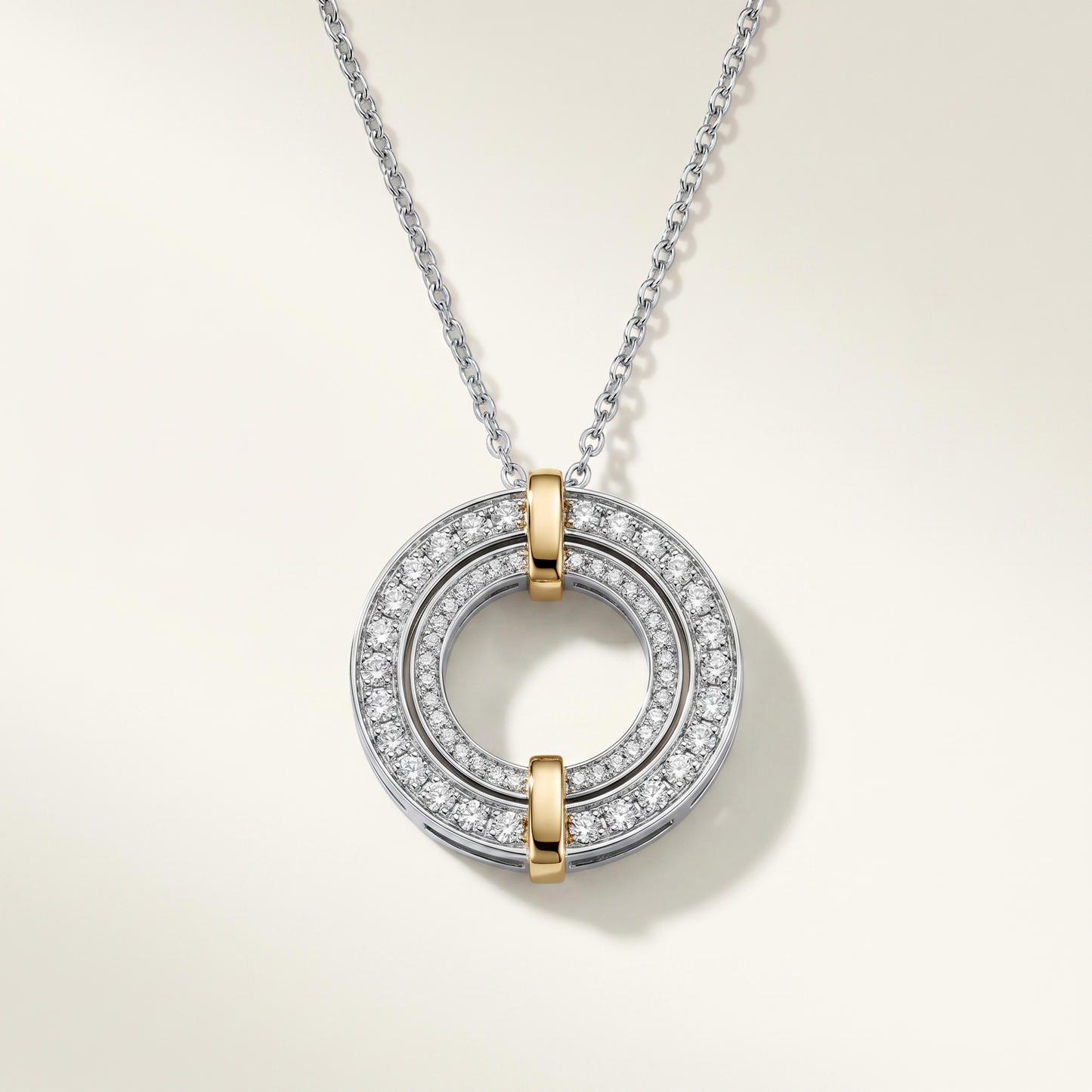 Edge Circle Pavé Diamond Pendant Necklace