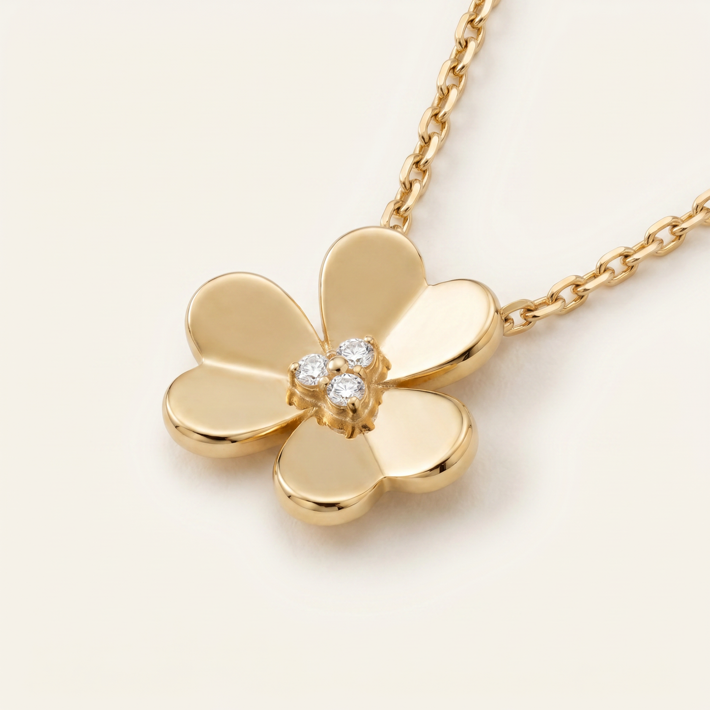 Frivole Large Necklace