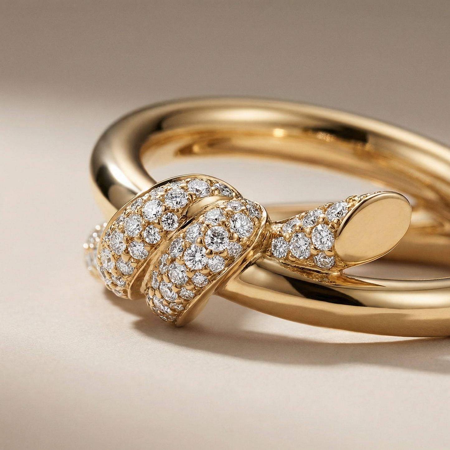 Knot Double Row Pavé Diamonds Ring