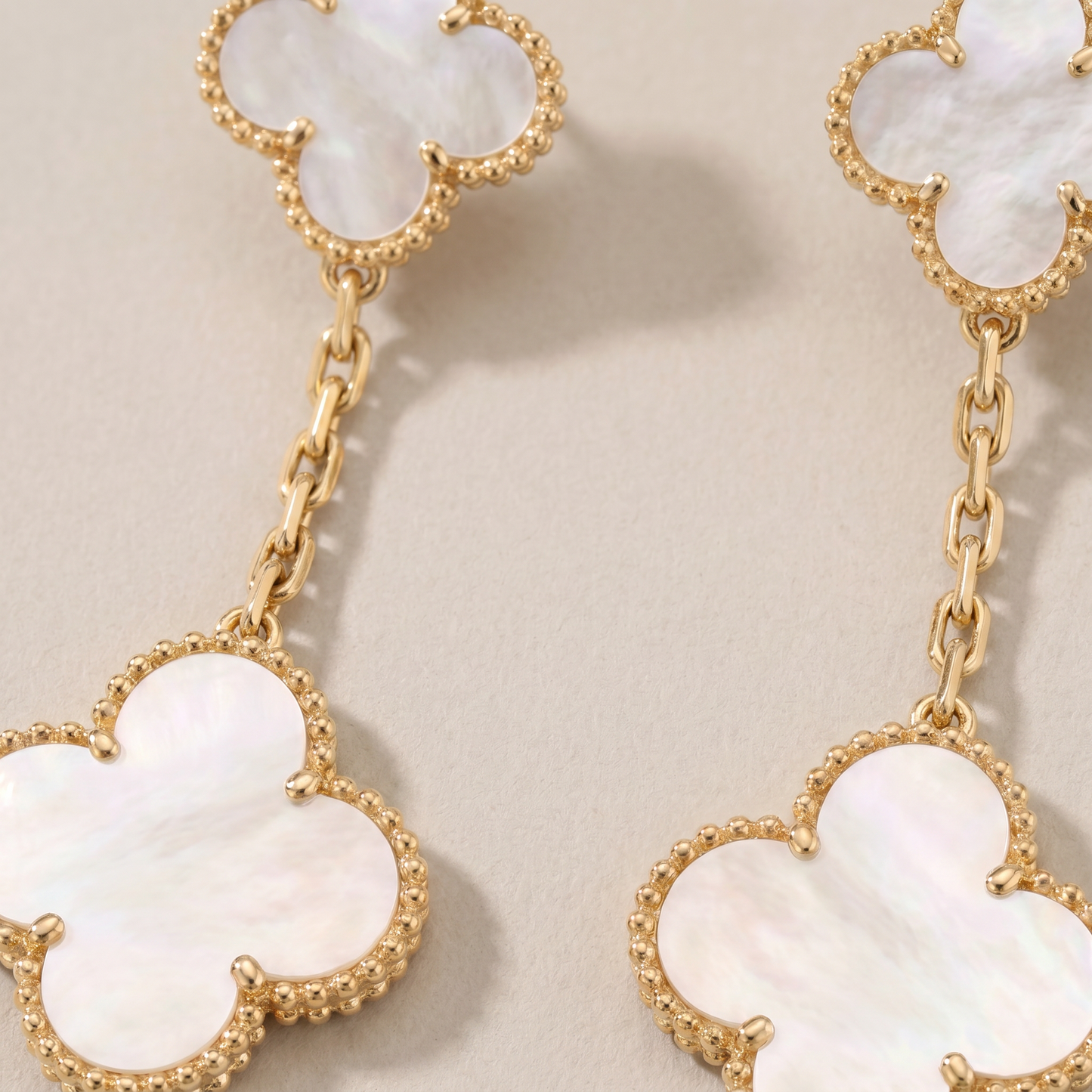 Magic Alhambra Earclips Earrings