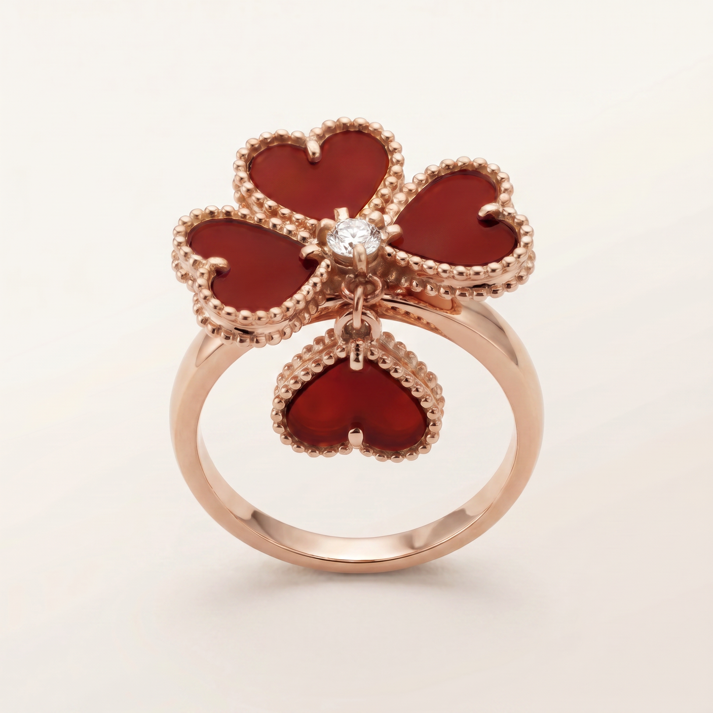 Sweet Alhambra Effeuillage Clover Ring