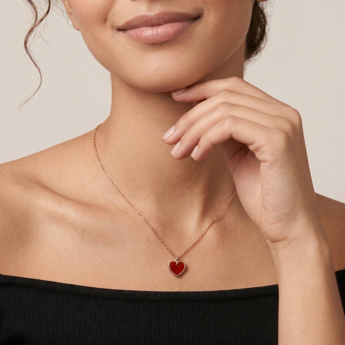 Sweet Alhambra Heart Pendant Necklace