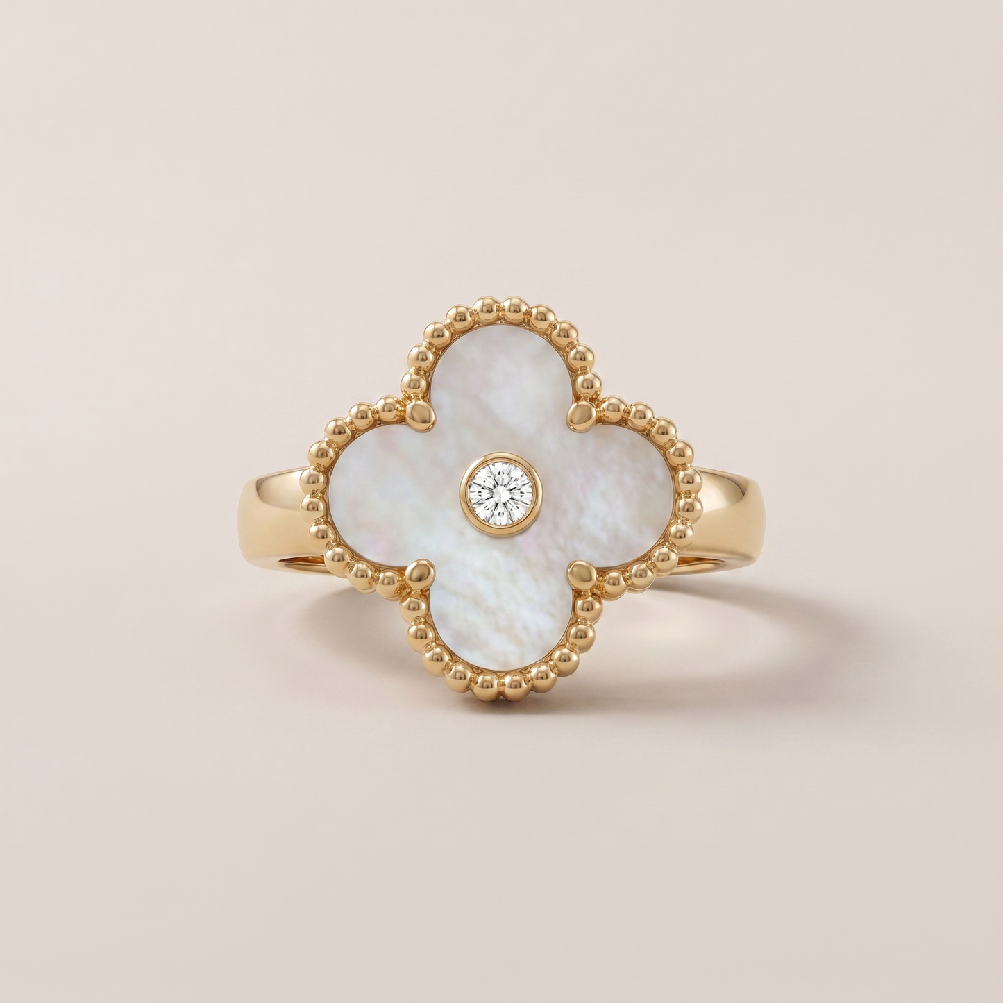 Vintage Alhambra Pearl 1 Diamond Ring