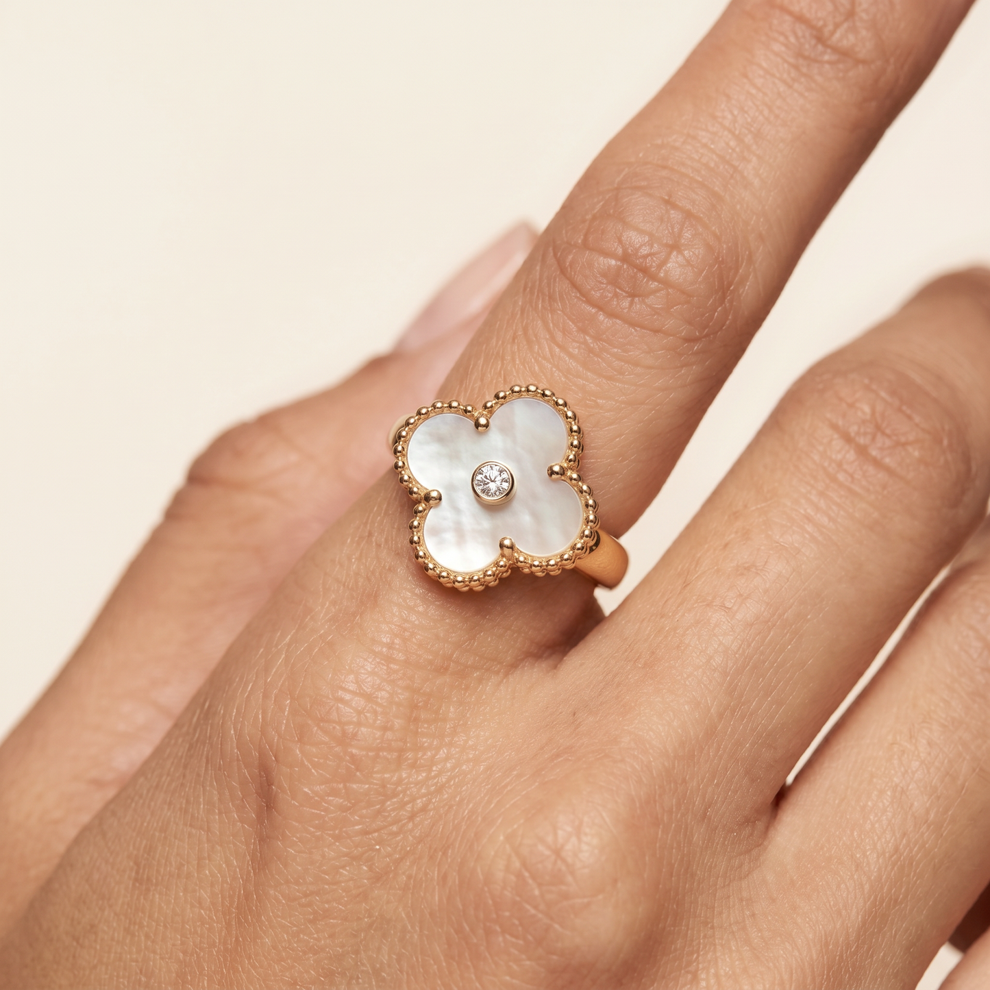 Vintage Alhambra Pearl 1 Diamond Ring