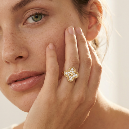 Vintage Alhambra Pavé Ring