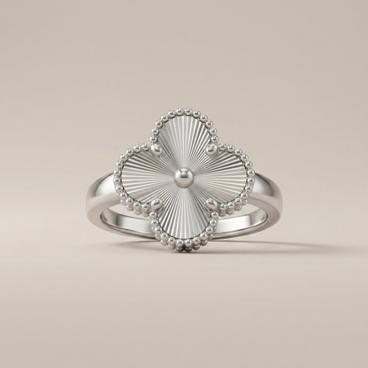 Vintage White Gold Alhambra Ring