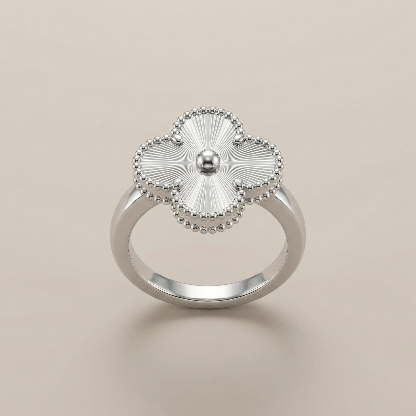 Vintage White Gold Alhambra Ring