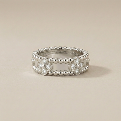 Wide Clover Perlée Diamonds Ring
