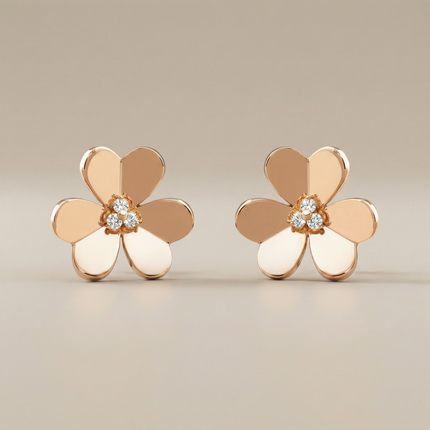 Frivole Large Flower Diamonds Earrings