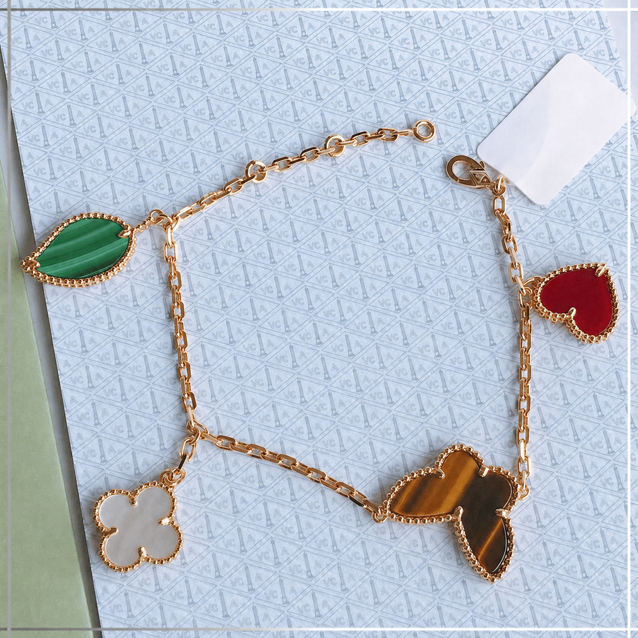 Lucky Clover 4 Motifs Bracelet