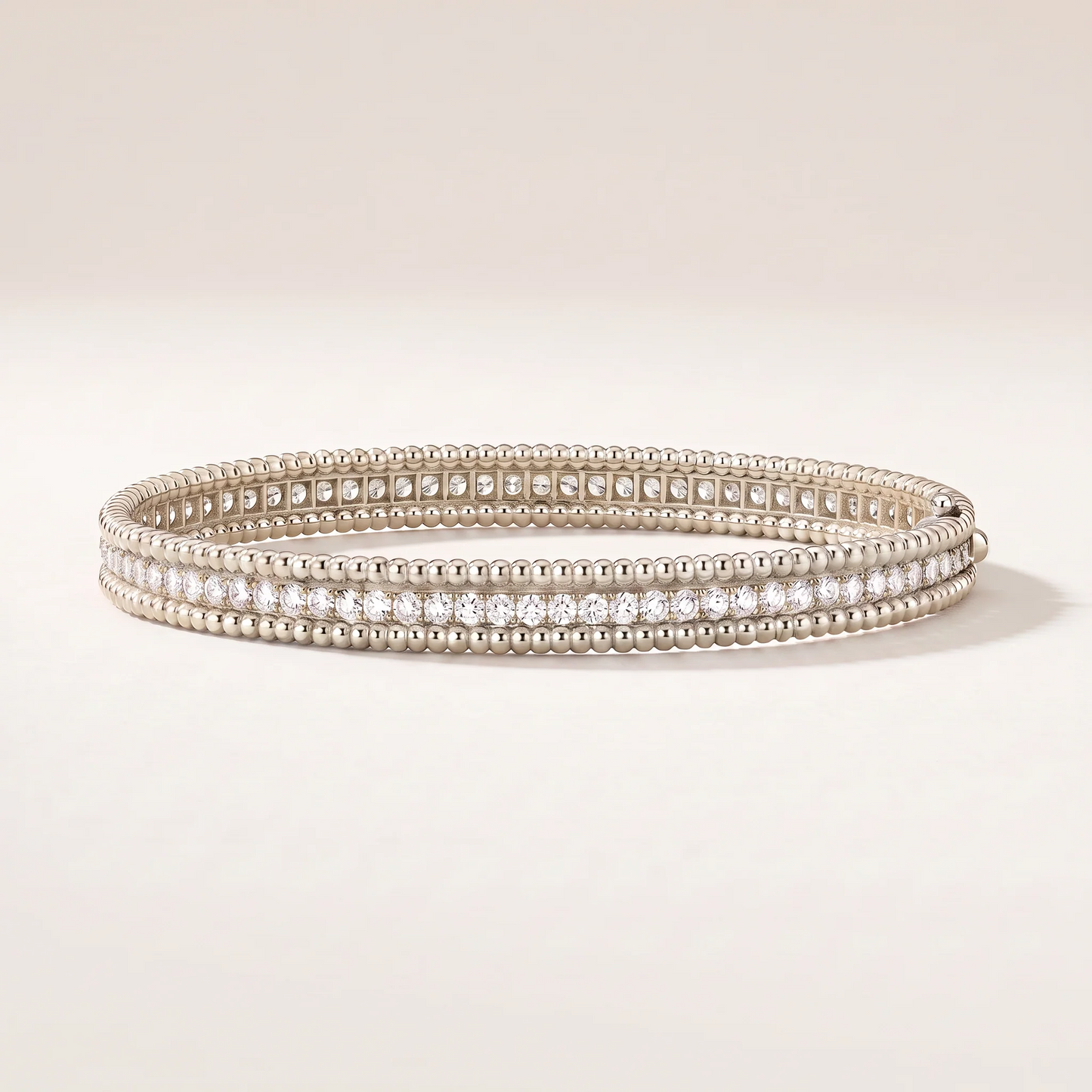 Perlée Pavé Diamonds Row Bracelet
