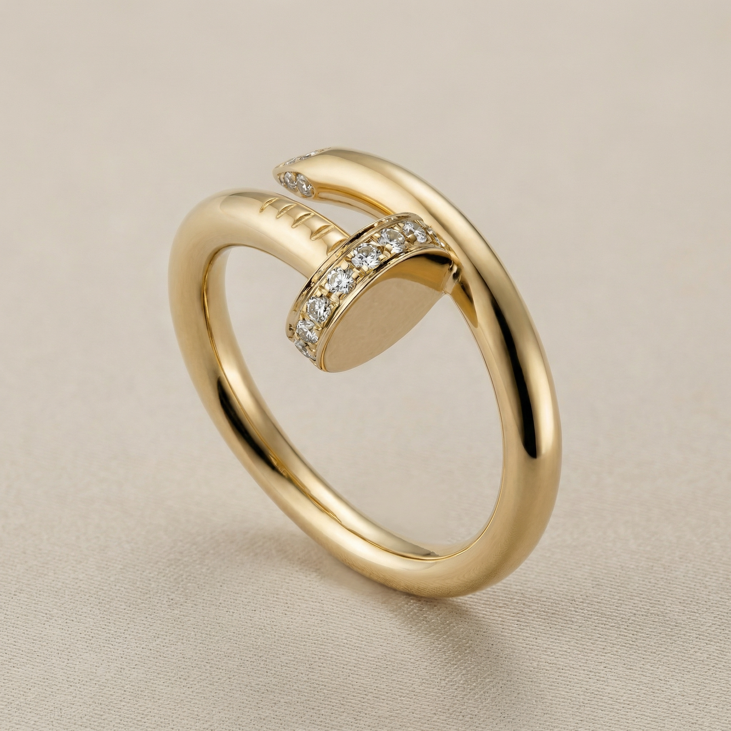 Juste Un Clou Pavé Style Ring